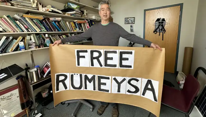 Amerikan Profesör Açlık Greviyle Rümeysa Öztürk'e Destek Veriyor