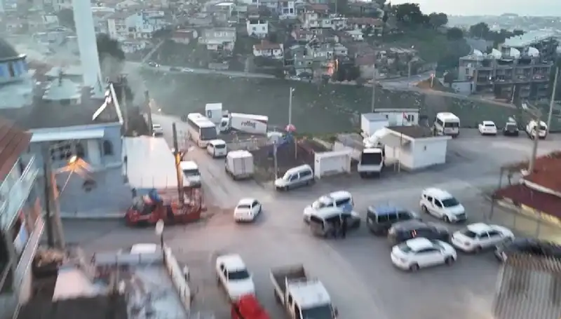 İzmir'de Gerçekleşen 99 Operasyon: 133 Gözaltı ile Suç Ağı Çökertildi