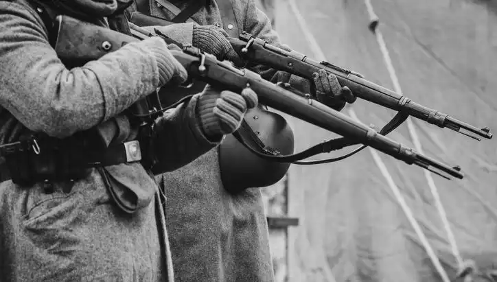 İngiliz İstihbarat Şefinin Aile Geçmişinde Şok Edici Nazi Casusluğu İfşası