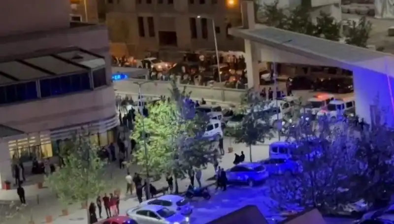 Halay Başında Çıkan Kargaşada Bıçaklı Saldırı ve Şiddet Olayları