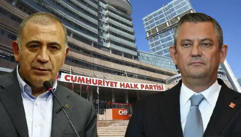 CHP Kuruluş Töreni: Tekin, Özgür Özel'i Gözler Önüne Seriyor