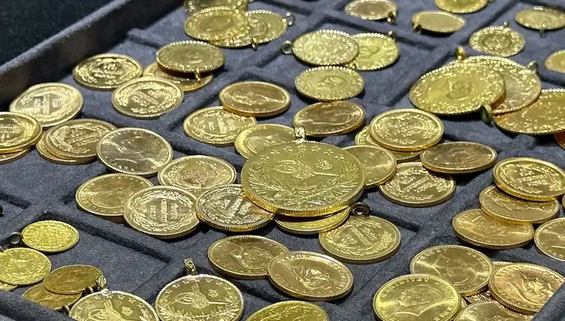 Altın Fiyatları Hafta Sonu Değişiyor mu? Yükseliş mi Düşüş mü Bekleniyor?