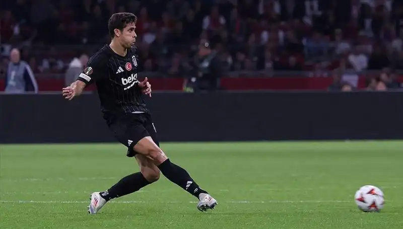 Beşiktaş'ta Derbi Öncesi Moral Kaynağı: Yıldız Futbolcu Takıma Döndü