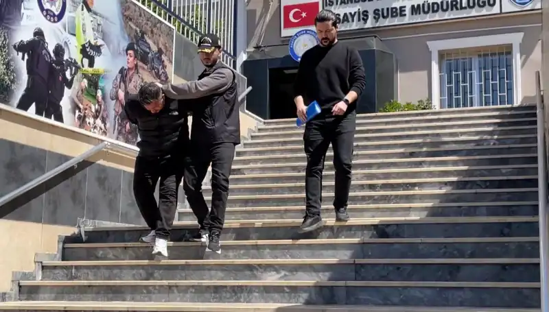 İstanbul'da Dolandırıcılık Kayıtlarıyla Aranan Şahıs Yakalandı