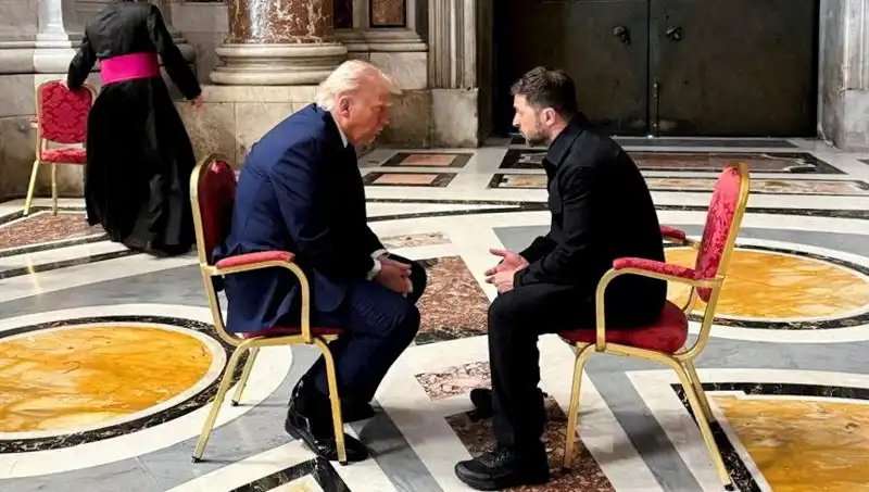 Zelenski'den Trump Açıklaması: Vatikan'daki Görüşme En İyi Anımızdı