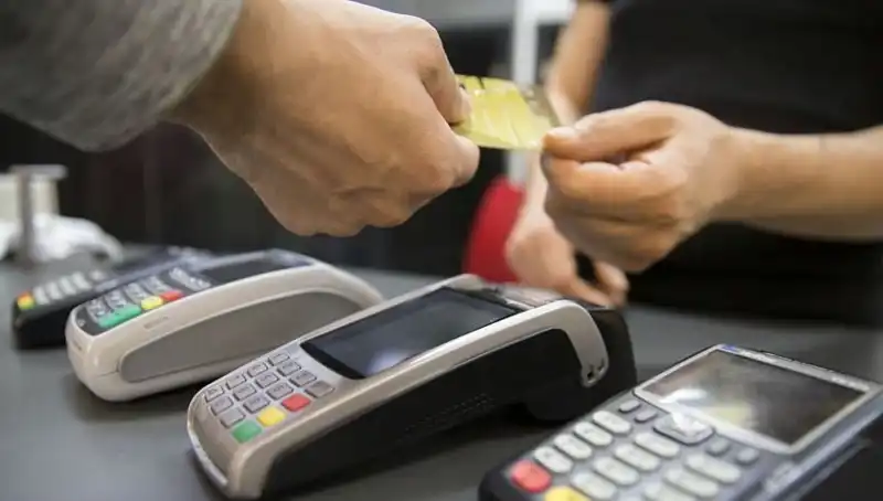 Kartlı Harcamalarda Gizli Artış: Tüketiciler Nelerle Karşılaşıyor?