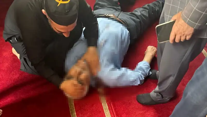 Camide Namaz Kılarken Bıçaklanan Vatandaşın Sırrı Nedir?