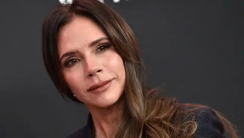 Victoria Beckham'ın Gençlik Sırrı: Günde 3-4 Adet Ne Tüketiyor?