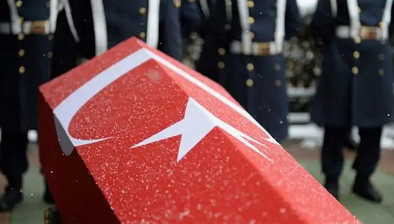 Pençe Kilit Operasyonu'nda Yaralanan Askerimiz Şehit Düştü: Detaylar